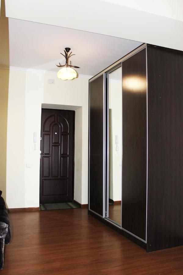 Центр Міста Однокімнатна Новобудова Apartman Luck Kültér fotó