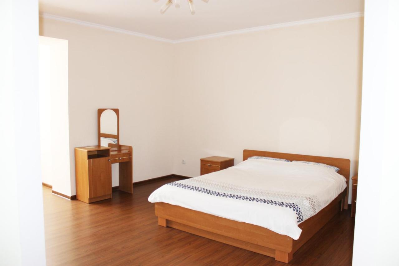 Центр Міста Однокімнатна Новобудова Apartman Luck Kültér fotó